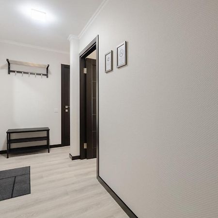 Artal Apartment On Obolonskaya Square 1 Kiev Eksteriør billede