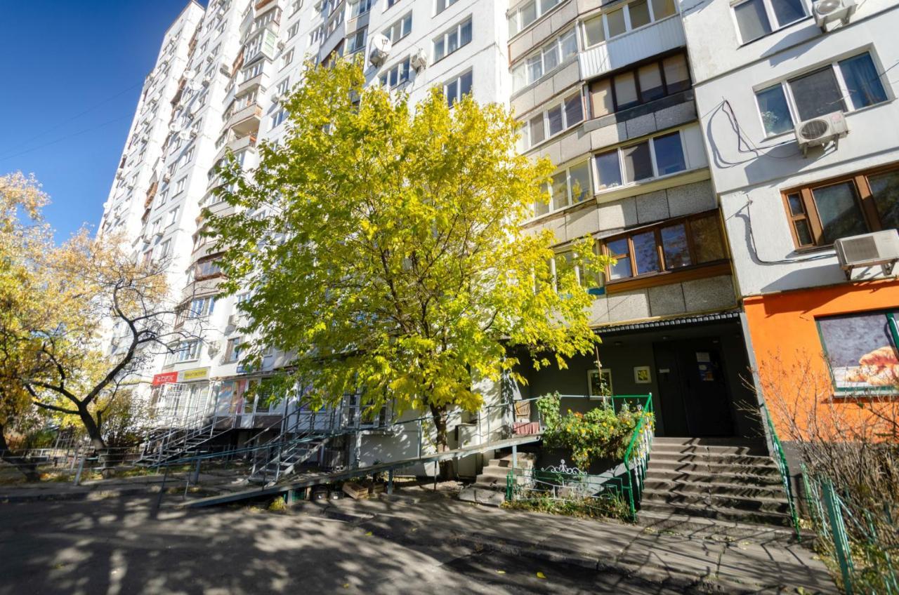 Artal Apartment On Obolonskaya Square 1 Kiev Eksteriør billede