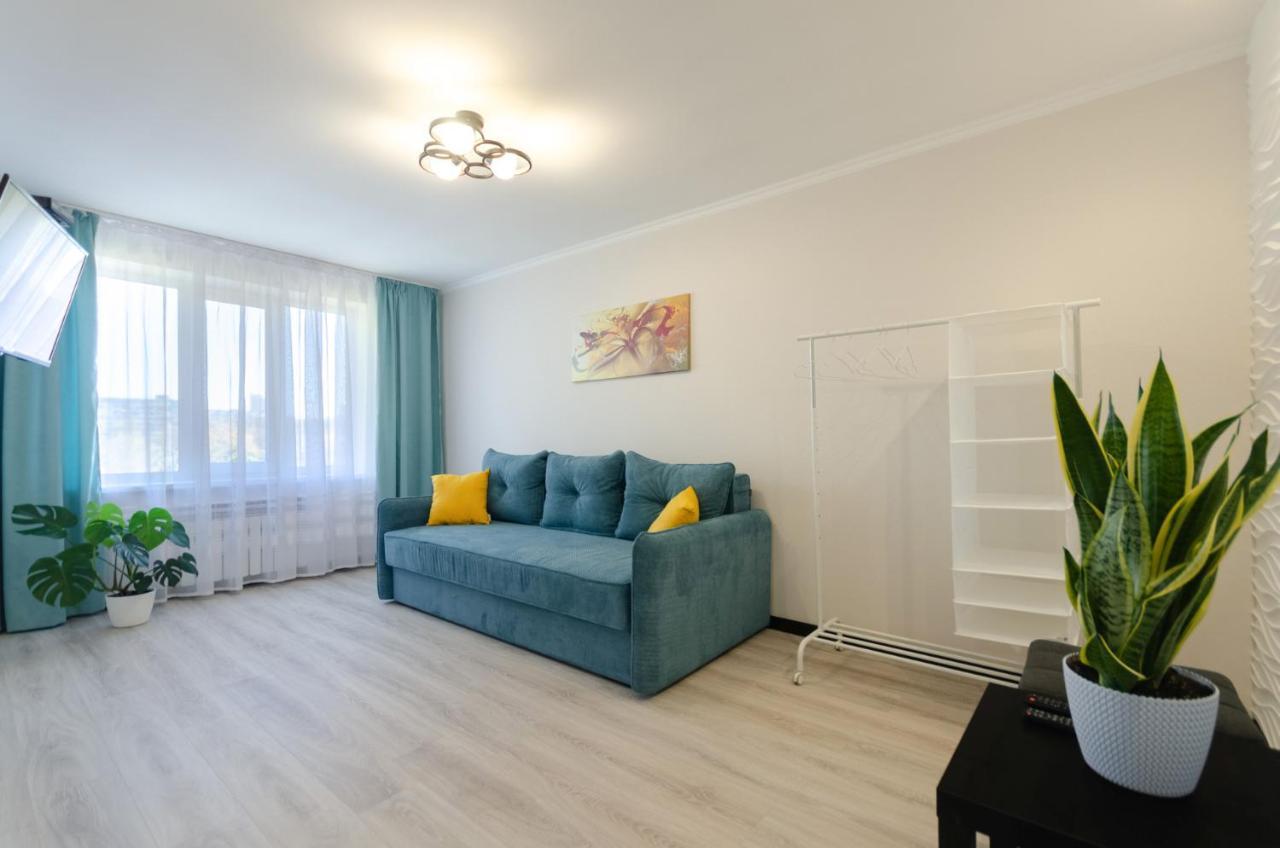 Artal Apartment On Obolonskaya Square 1 Kiev Eksteriør billede